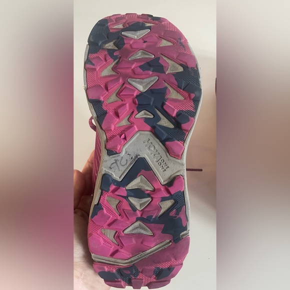 HOKA ONE ONE Women’s Size 8 Trail Running Shoes Pink  Lightweight Cushioned - Picture 3 of 10